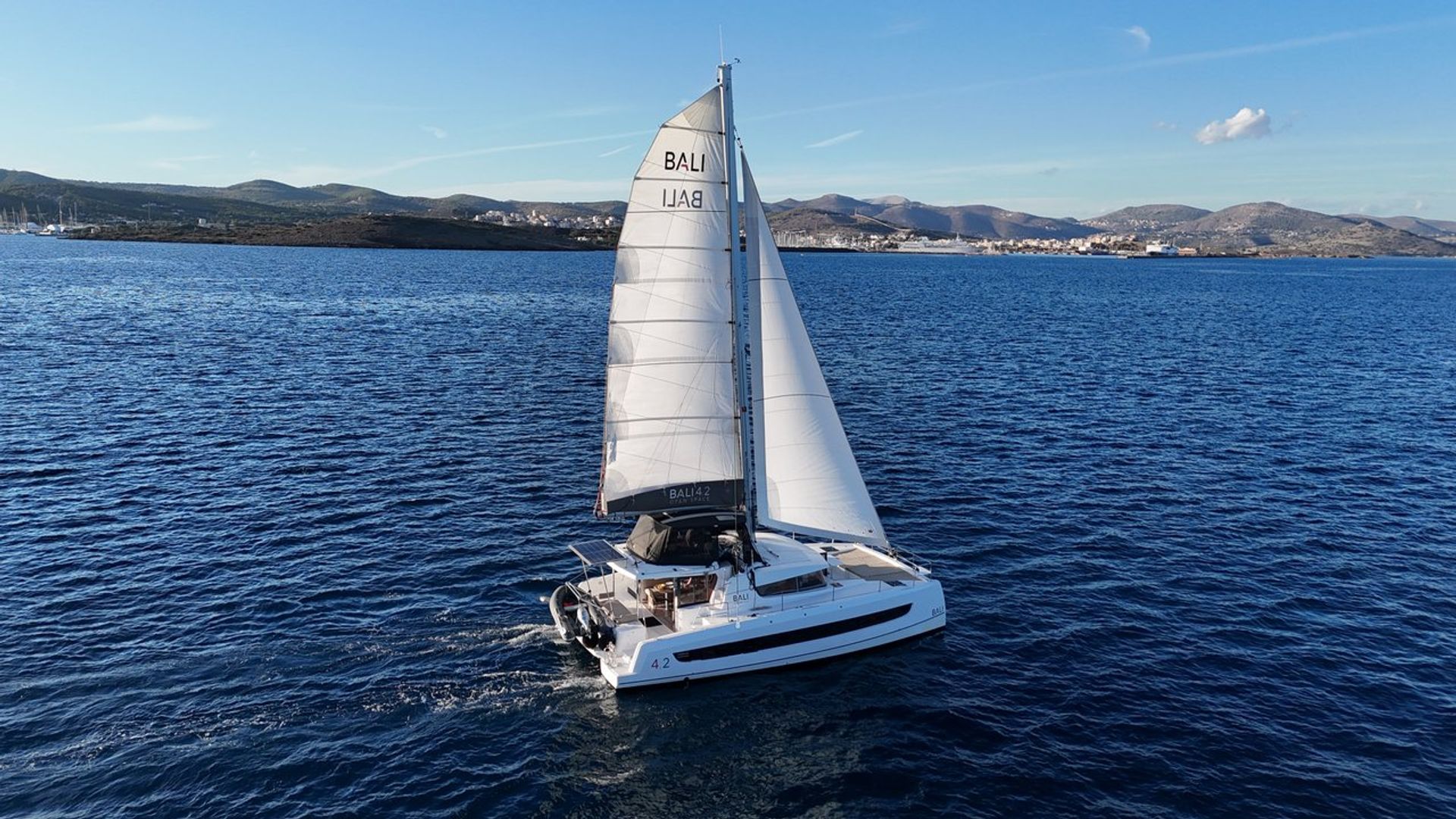 nausys-53750666-53735898-main.jpg