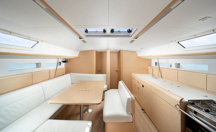 Jeanneau 51 Aethra
