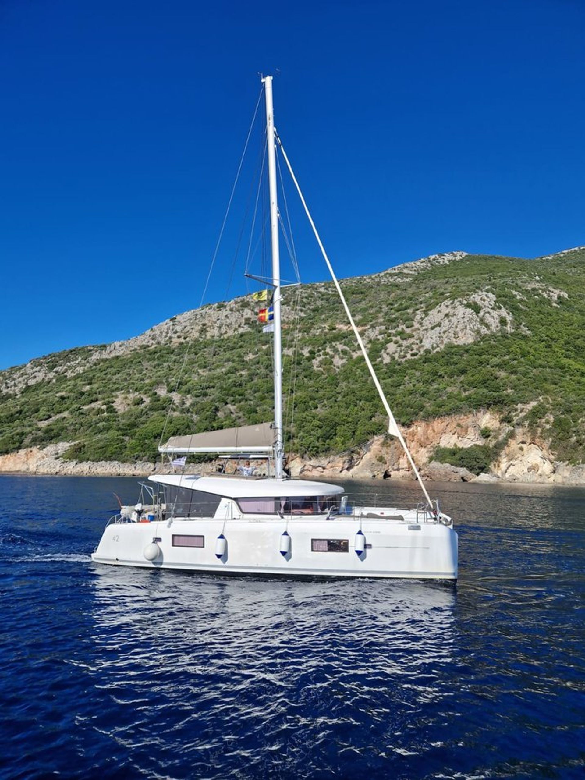 nausys-54386958-40508745-main.jpg