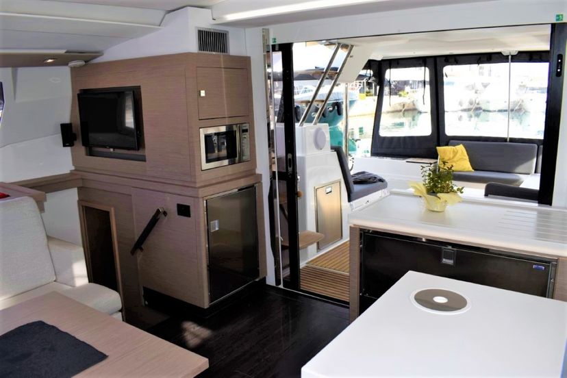 Fountaine Pajot 47 Desafinado