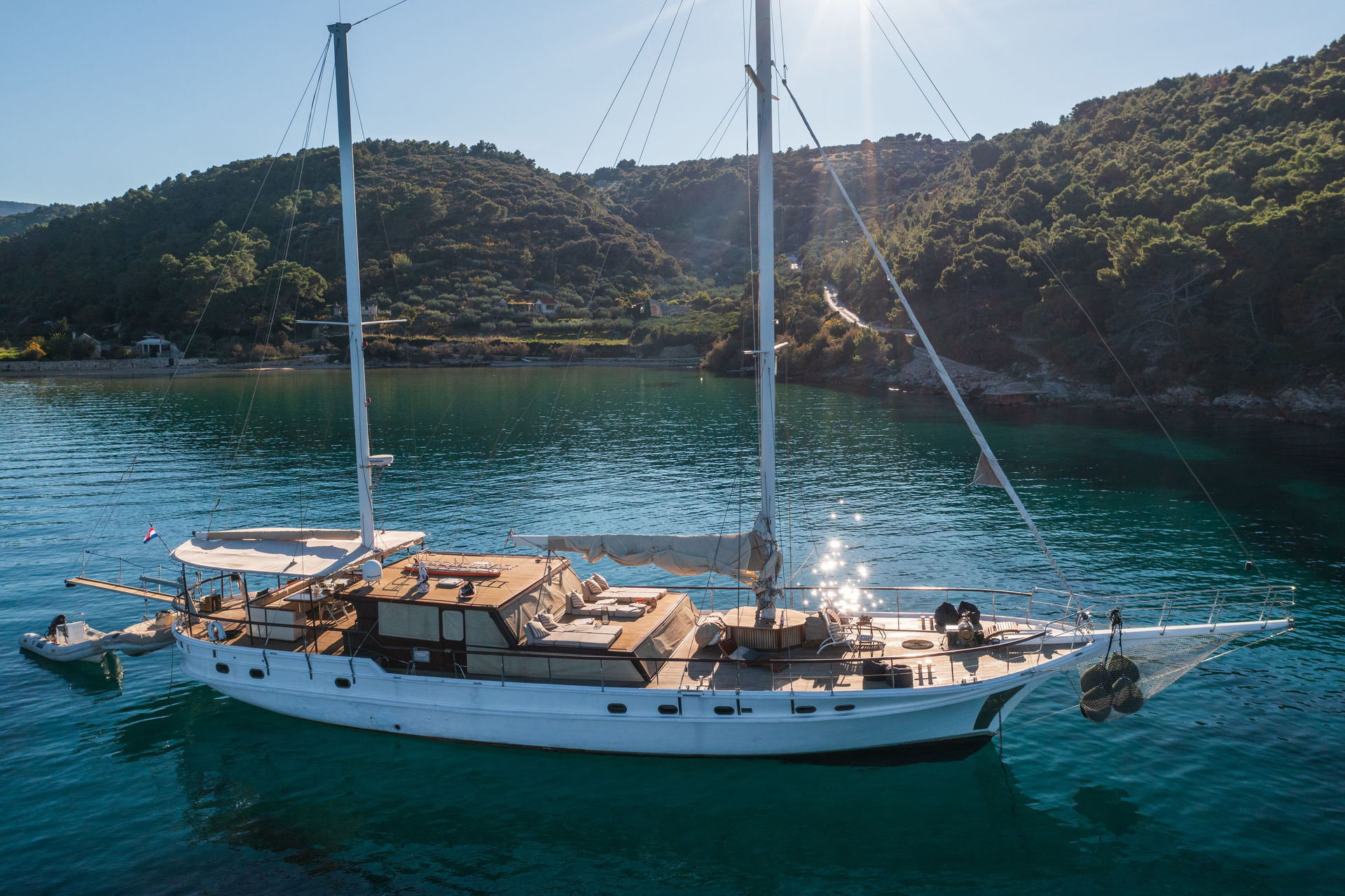 nausys-54535831-2285506-main.jpg