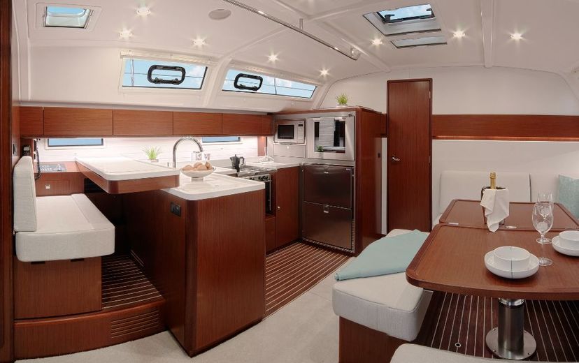 Bavaria Yachtbau CRUISER 51 okkio che ti vedo