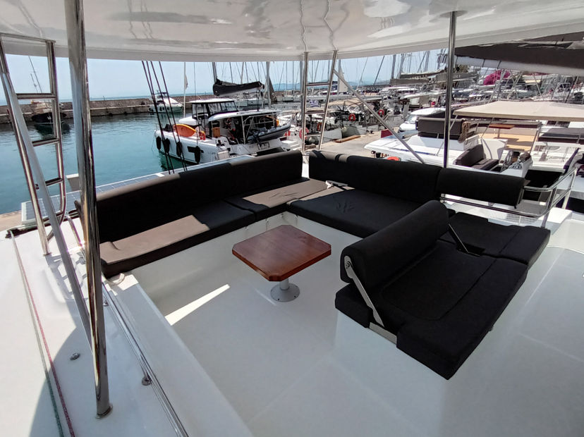 Lagoon 51 Minotavros