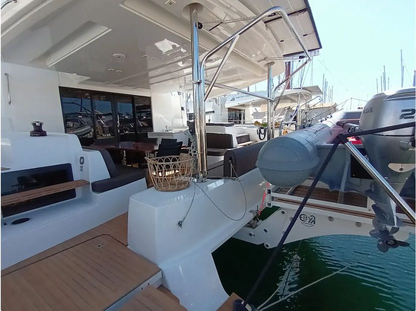 Lagoon 51 Errant Vagabond