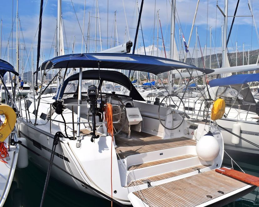 Bavaria Yachtbau CRUISER 51 Podkamenica