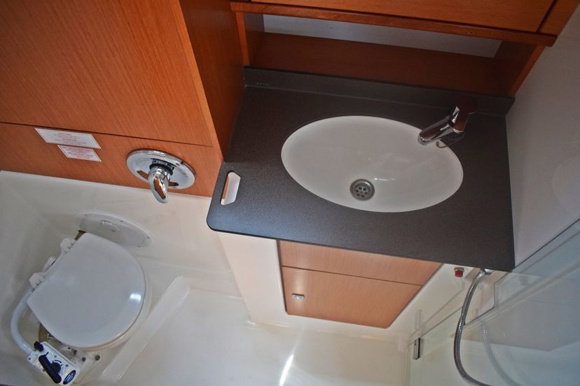 Bavaria Yachtbau CRUISER 51 Podkamenica