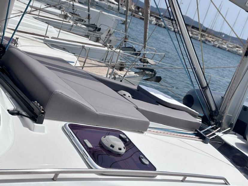 Jeanneau 53 Zeus