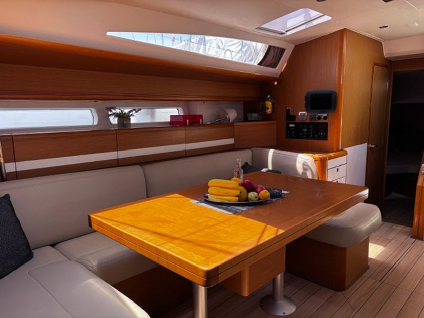 Jeanneau 53 Zeus