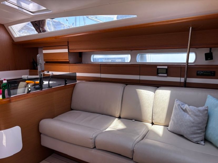 Jeanneau 53 Zeus