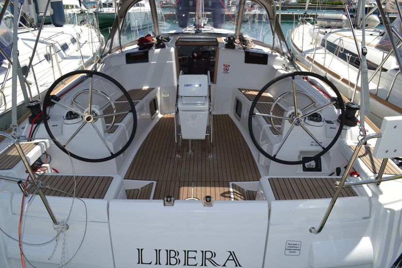 Jeanneau 43 Libera