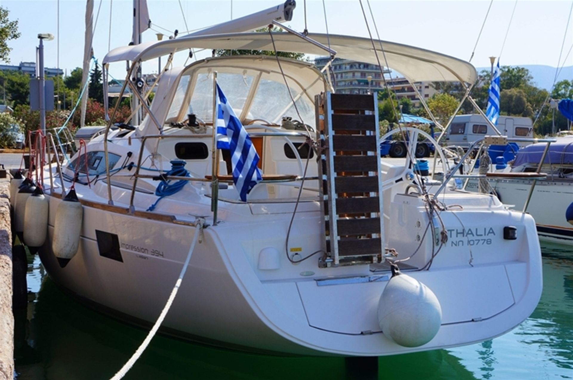 nausys-576682-576669-main.jpg