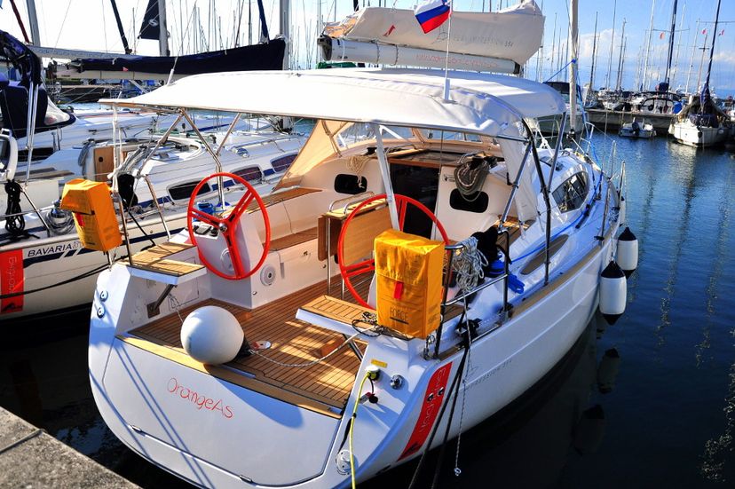 Elan 54 Orange AS