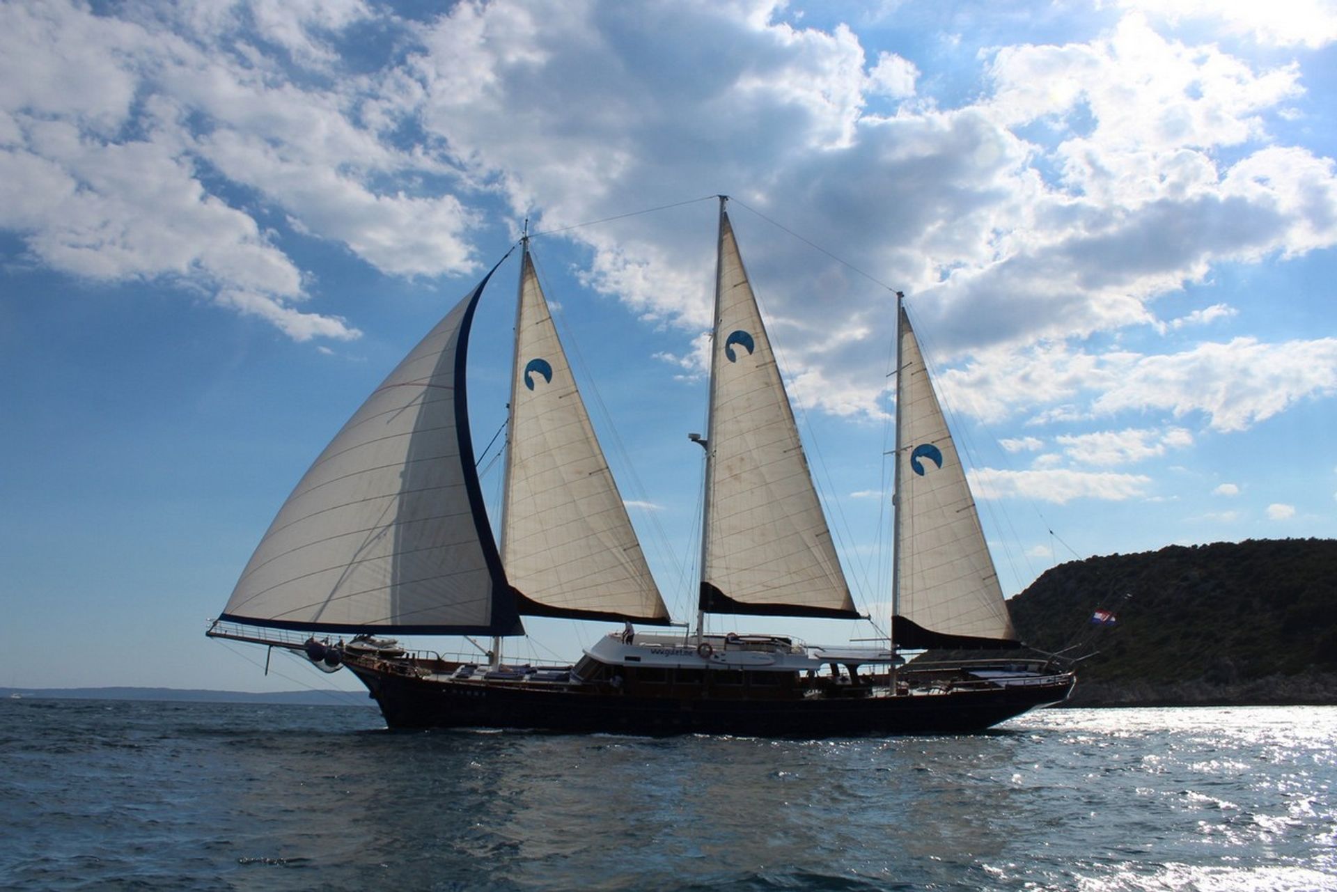 nausys-58189395-522073-n1.JPG