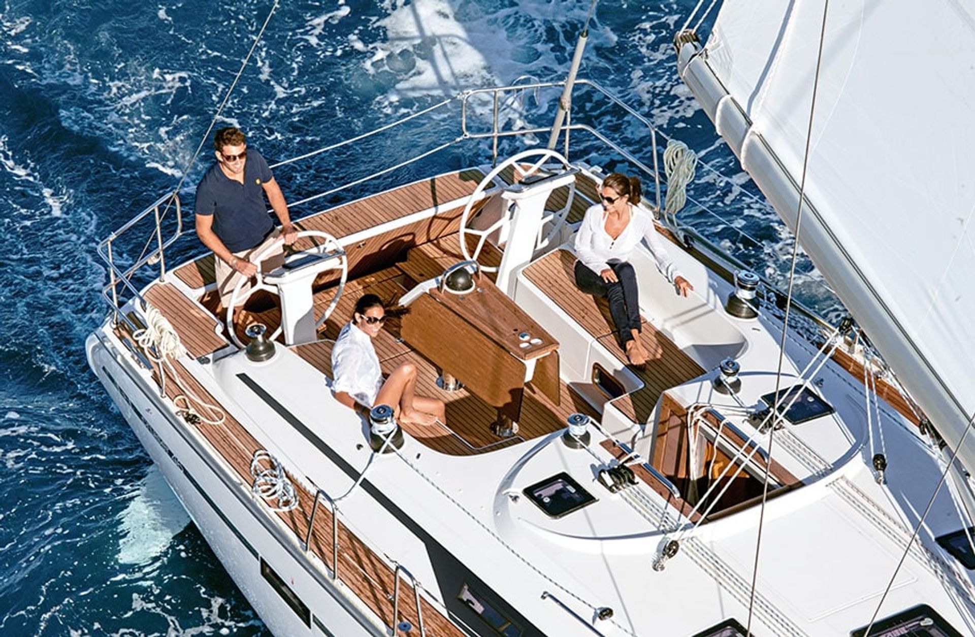 nausys-58320452-7332436-n1.jpg