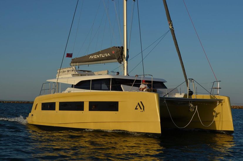 Aventura Catamarans 45 Art J