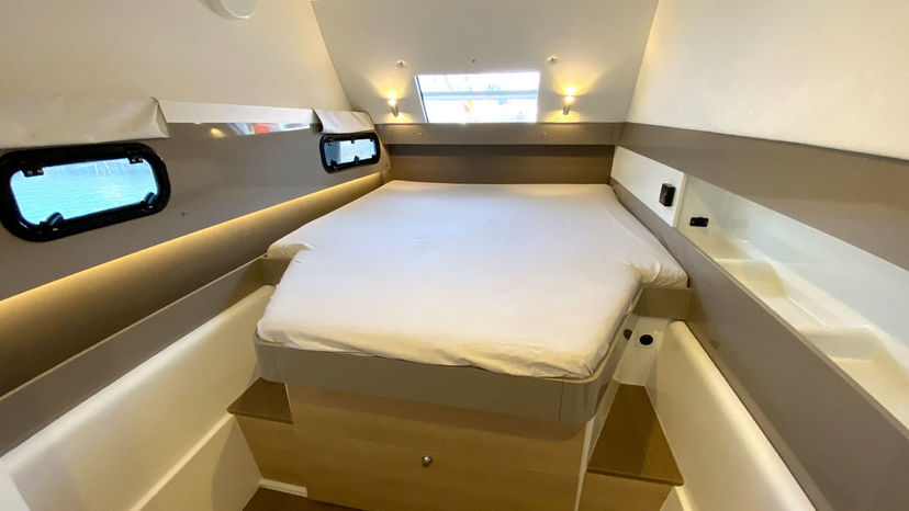 Catana 4.0 Escape