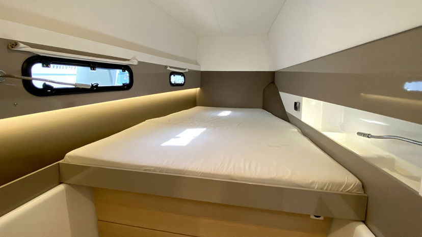 Catana 4.0 Escape