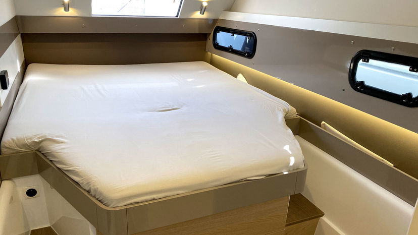 Catana 4.0 Escape