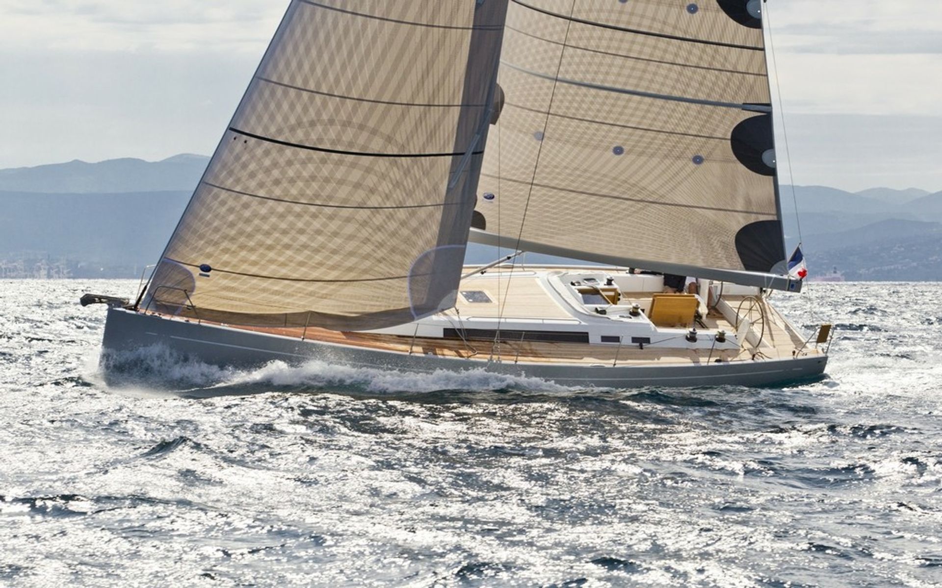 nausys-60623018-37509770-main.jpg