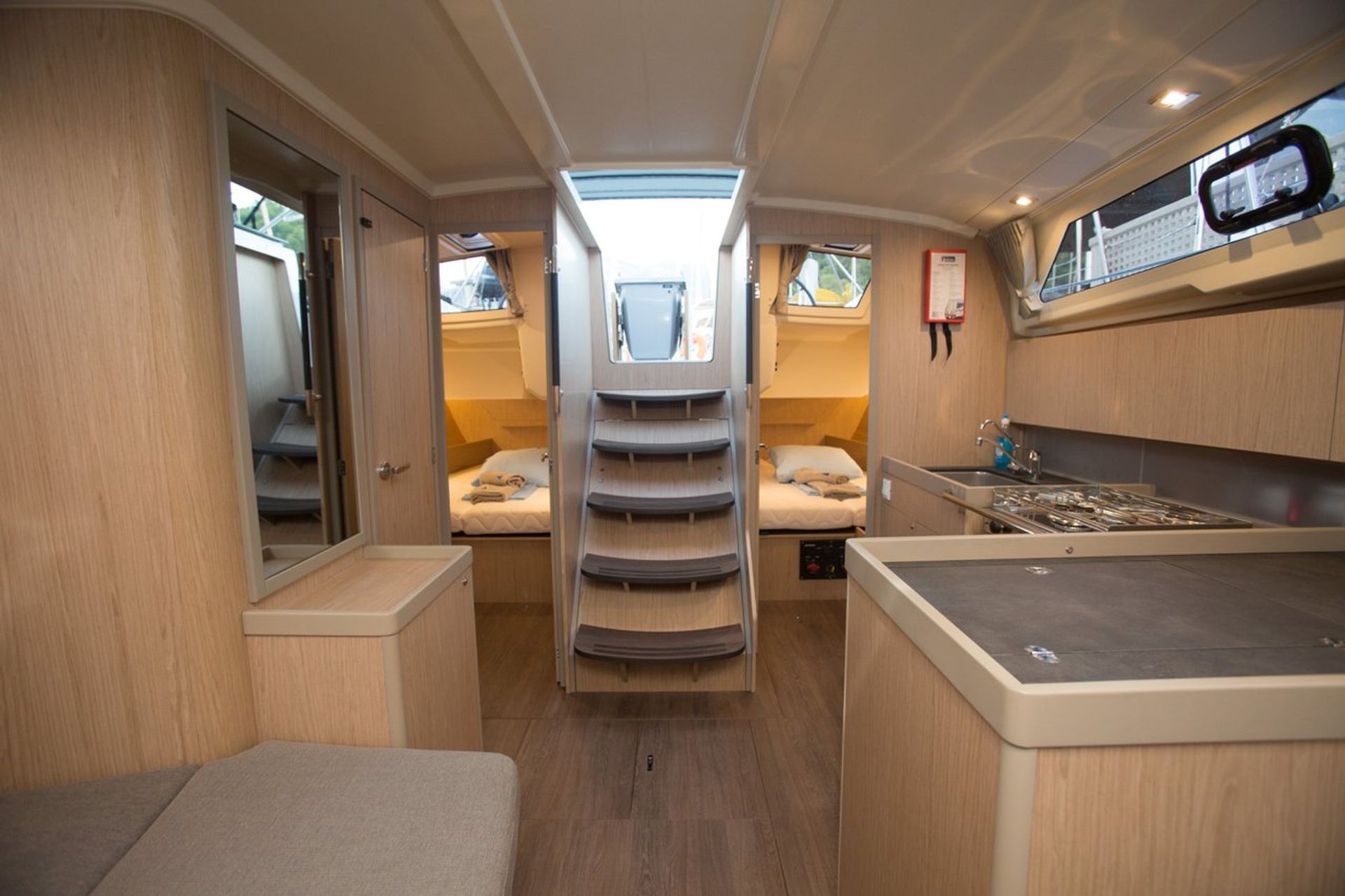 nausys-6216202-482225-p.jpg