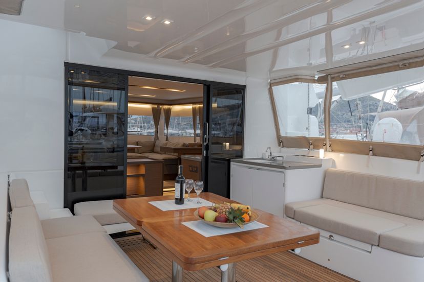 Lagoon 50 Sunshine