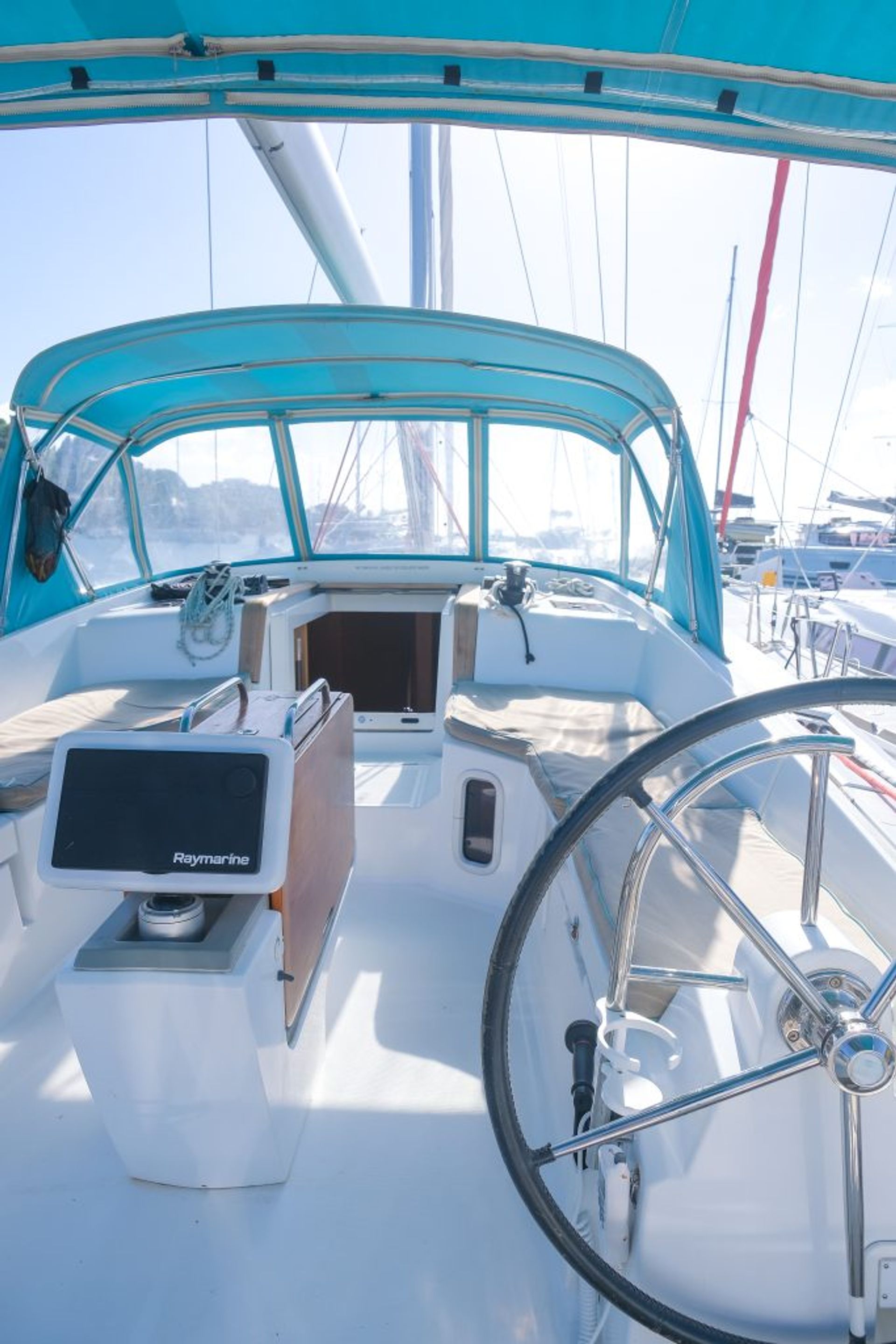 nausys-62824500-52084265-n3.jpg