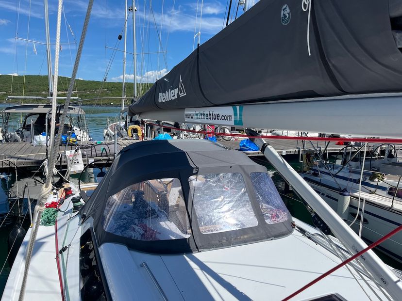 Dehler 38 Ship Happens