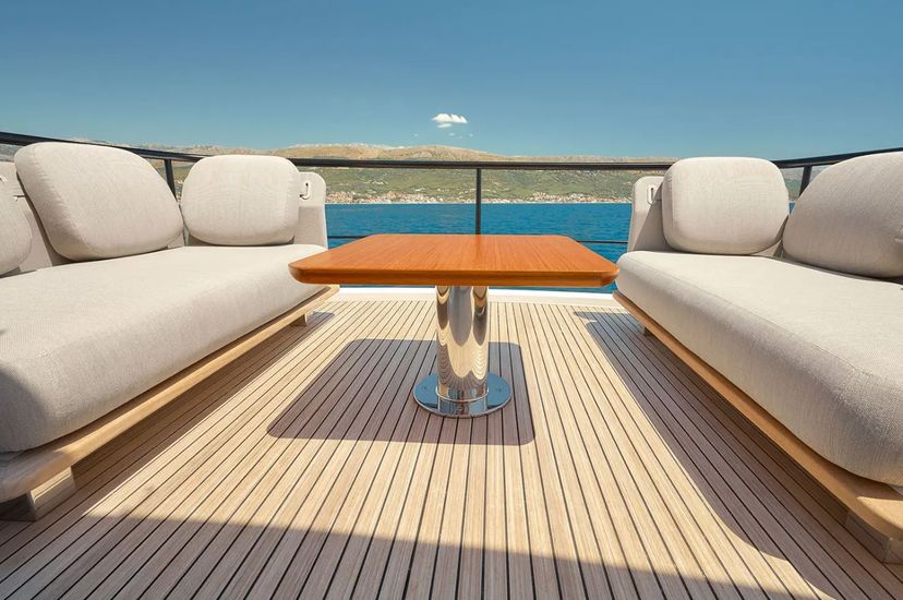 Azimut 60 Amparito XIII