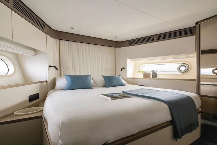 Azimut 60 Amparito XIII
