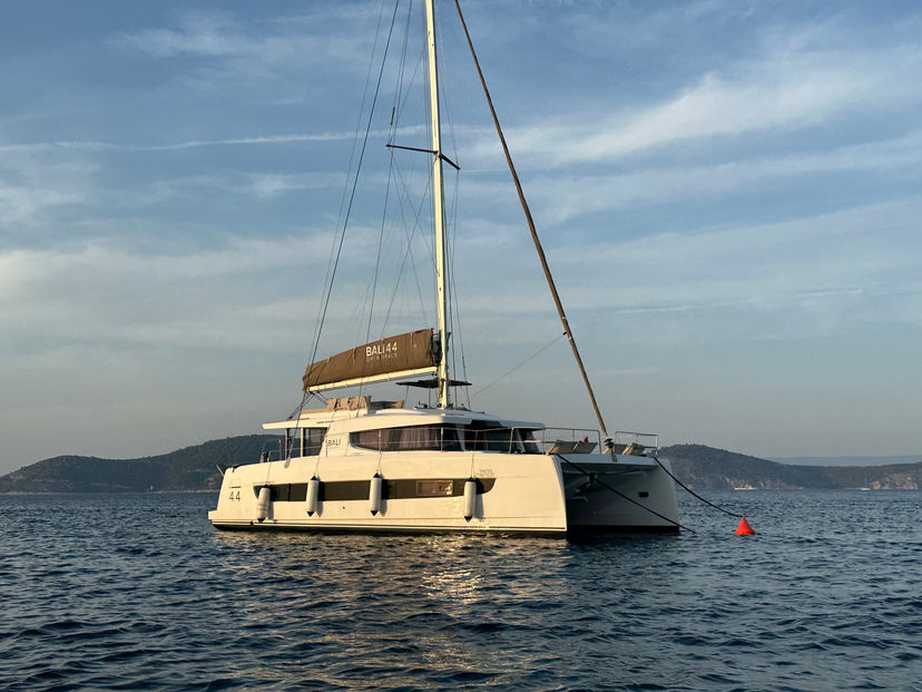 Catana 4.4 Thetis