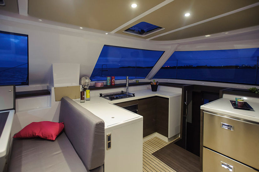 Bavaria Yachtbau 40 Whale Symphony