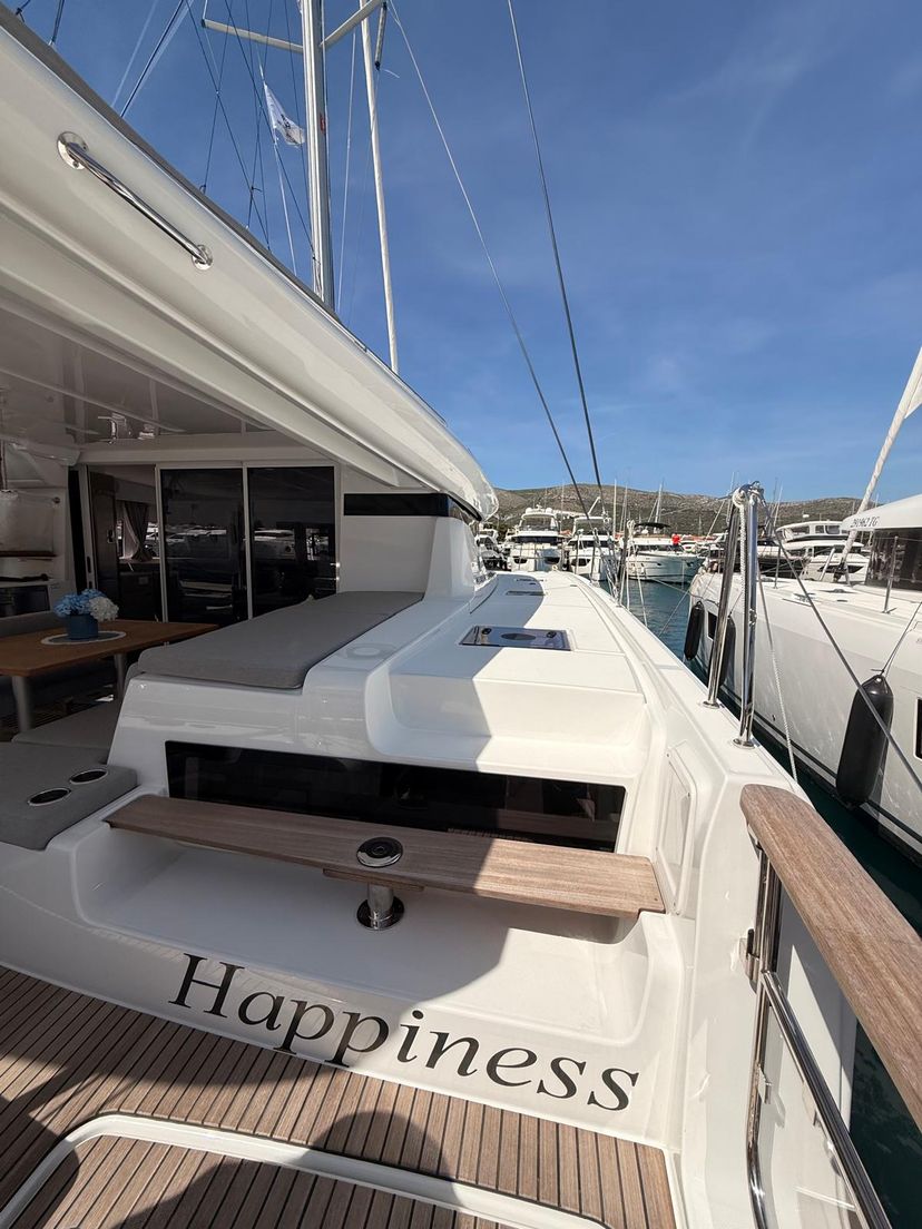 Lagoon 43 Happiness