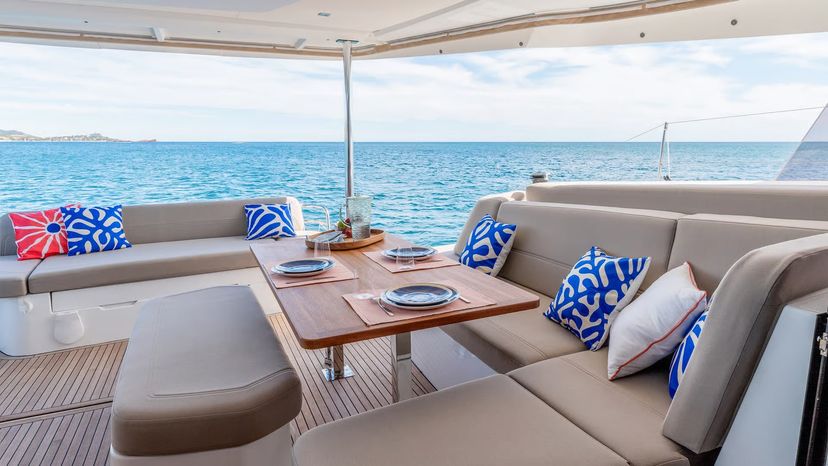 Fountaine Pajot 44 Serenus