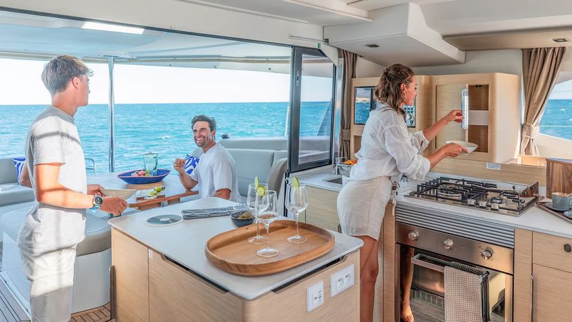 Fountaine Pajot 44 Serenus