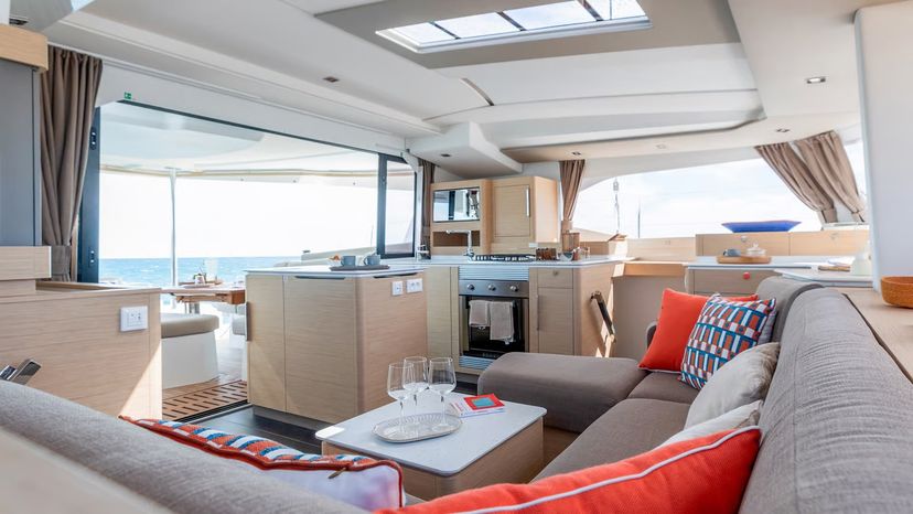 Fountaine Pajot 44 Serenus