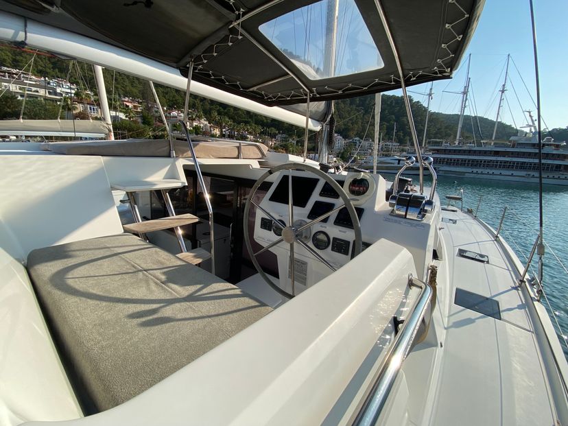 Fountaine Pajot 42 Osaya