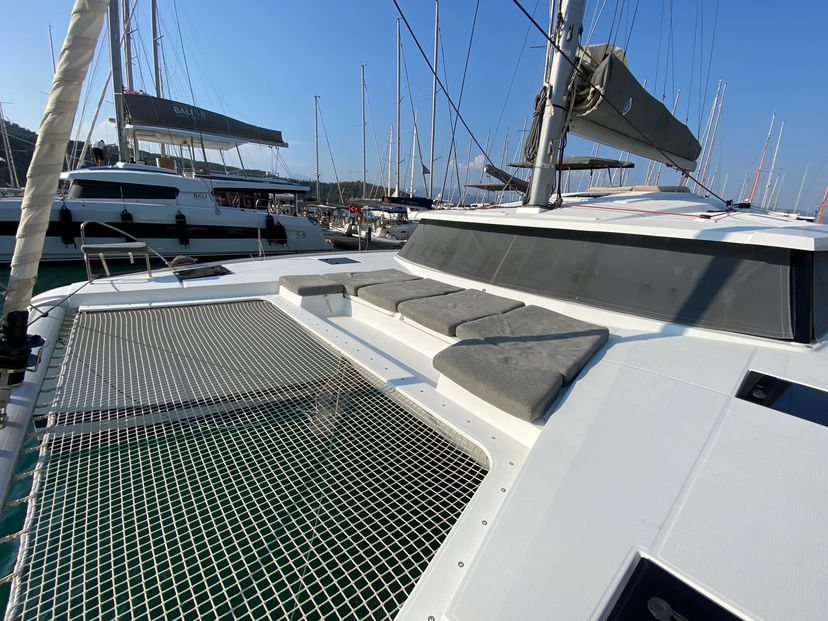Fountaine Pajot 42 Osaya