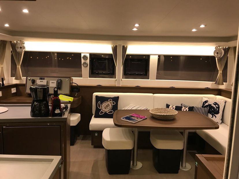 Lagoon 45 Solstice