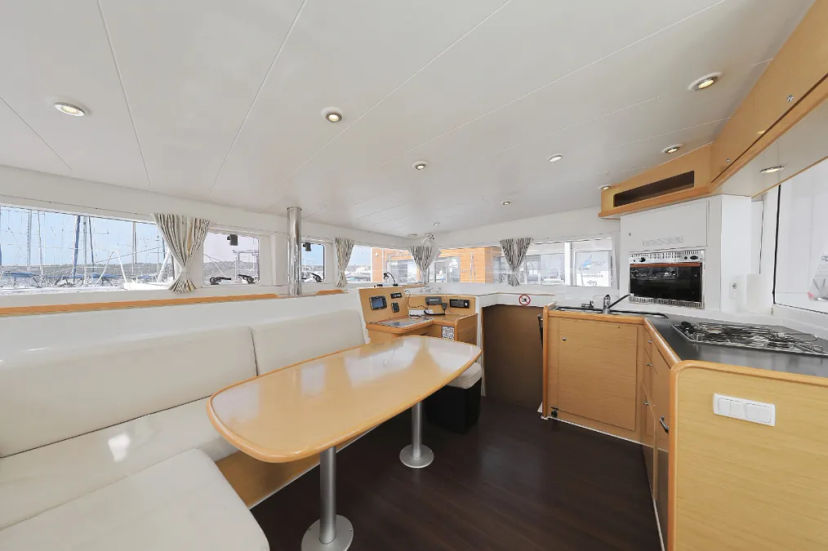Lagoon 40 Caribbean