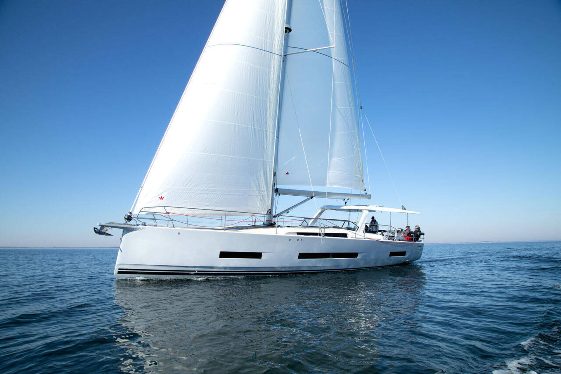nausys-69457730-38313672-main.jpg