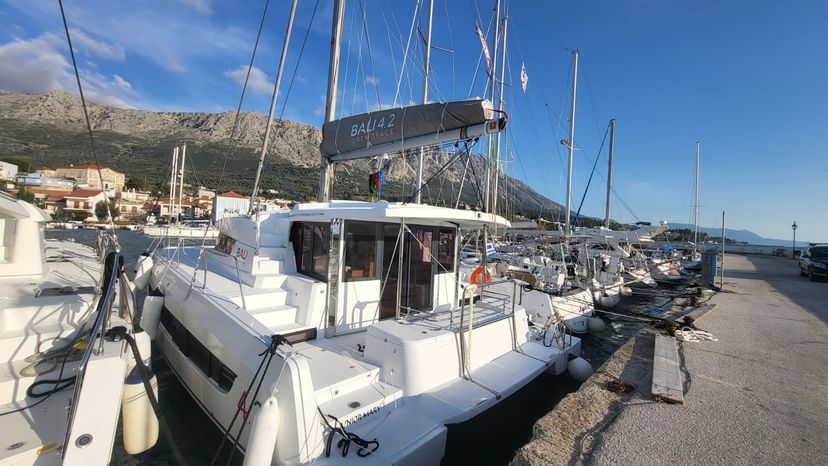 Catana 4.2 Junior Mary 1