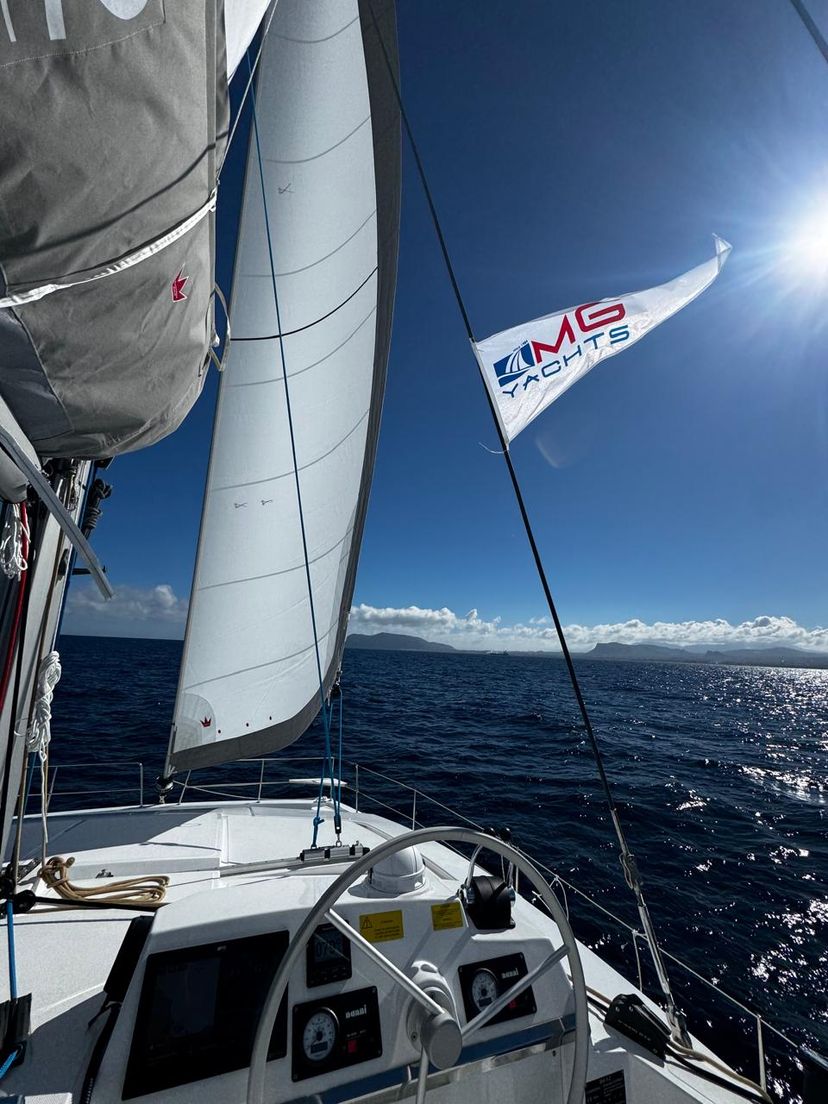 Catana 4.2 Junior Mary 1