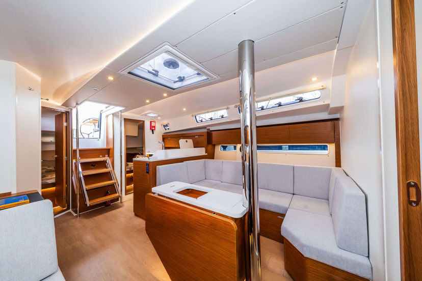 Hanse Yachts 410 Spark