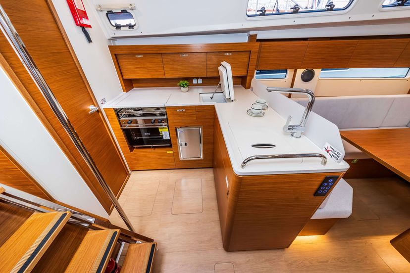 Hanse Yachts 410 Spark