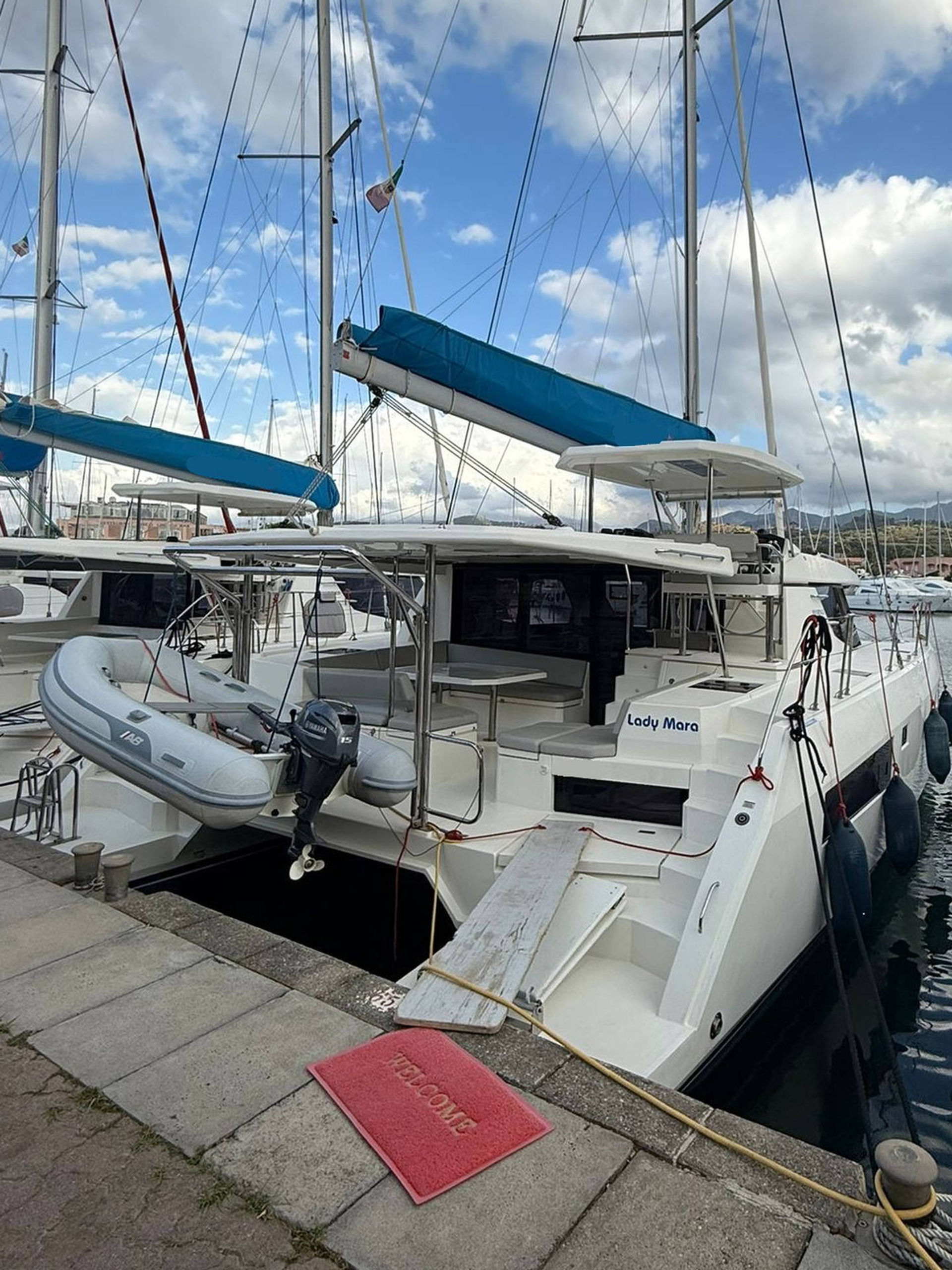 nausys-69869231-482192-n02.jpg
