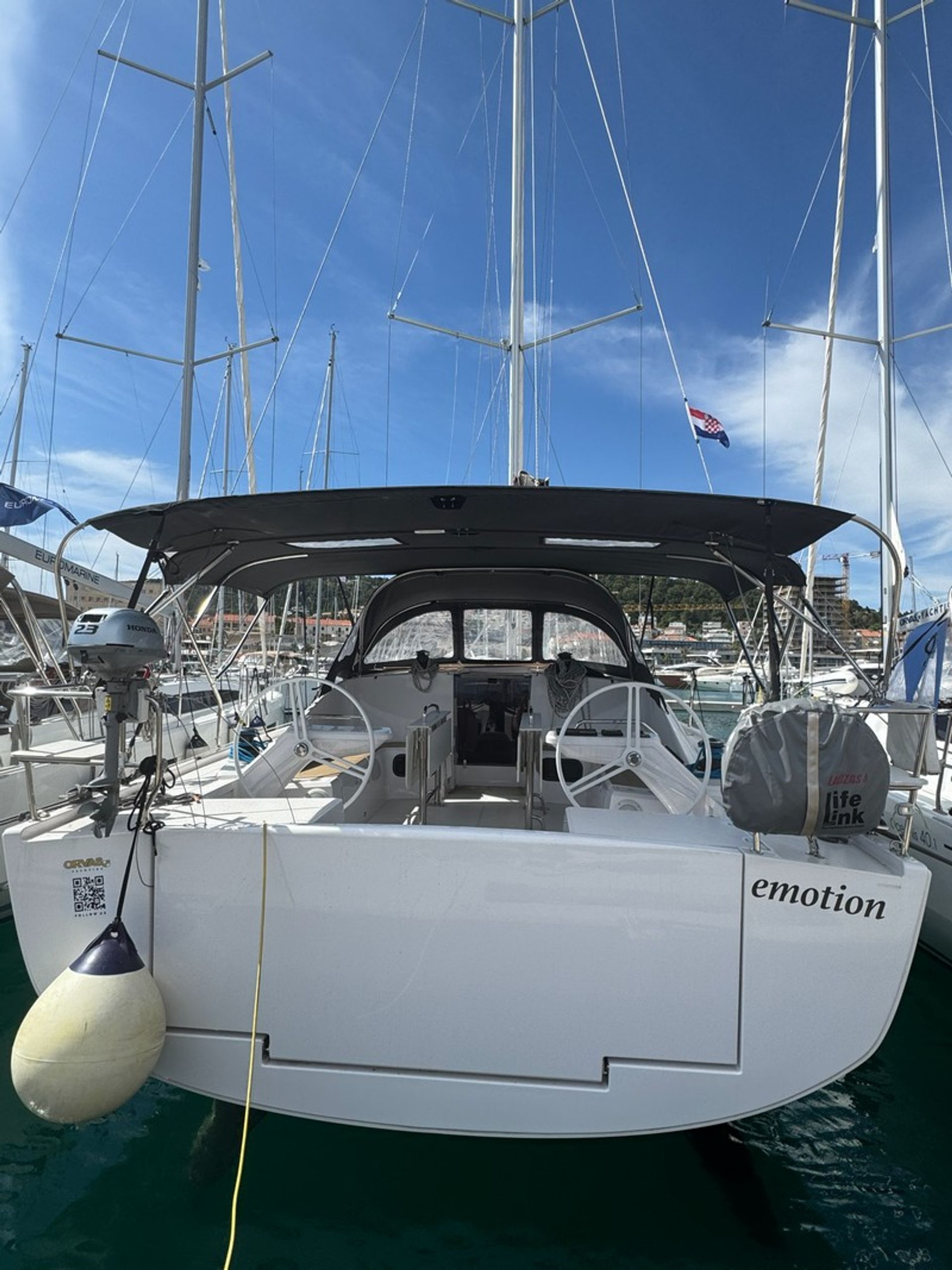 nausys-70152255-522073-n1.jpg