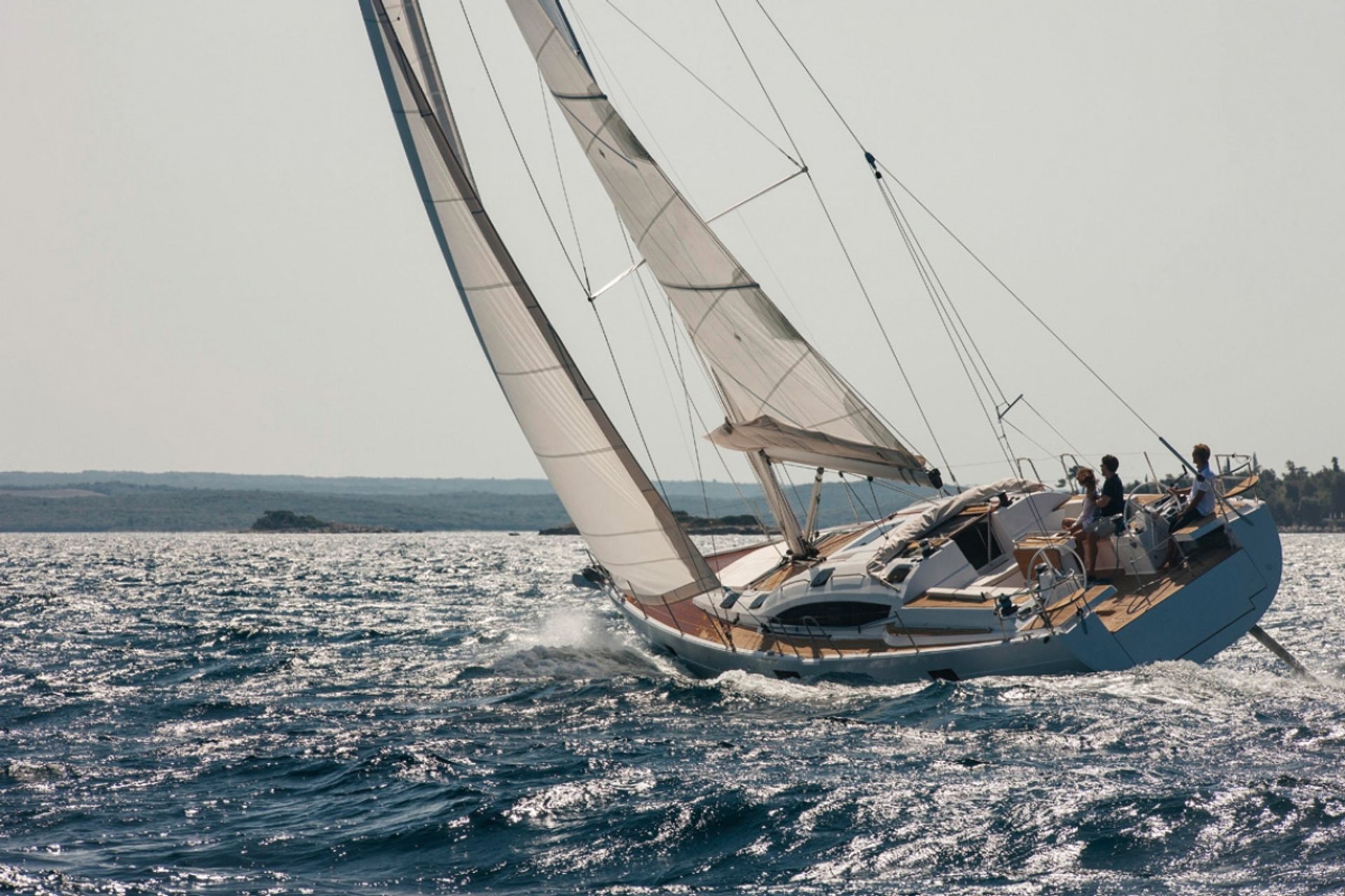 nausys-71053558-112021-main.jpg