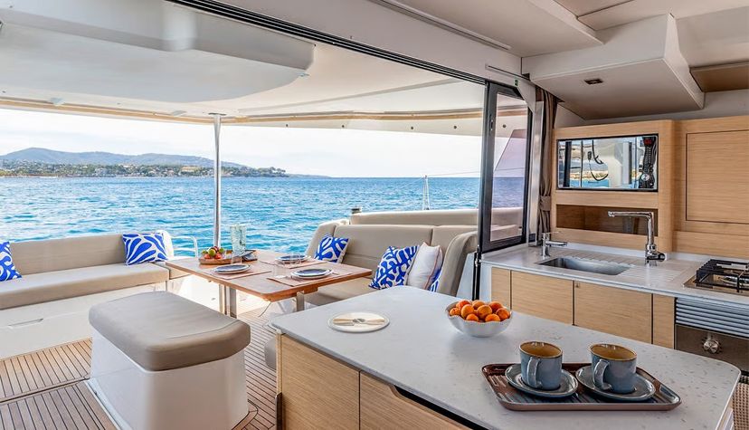 Fountaine Pajot 44 Ripple