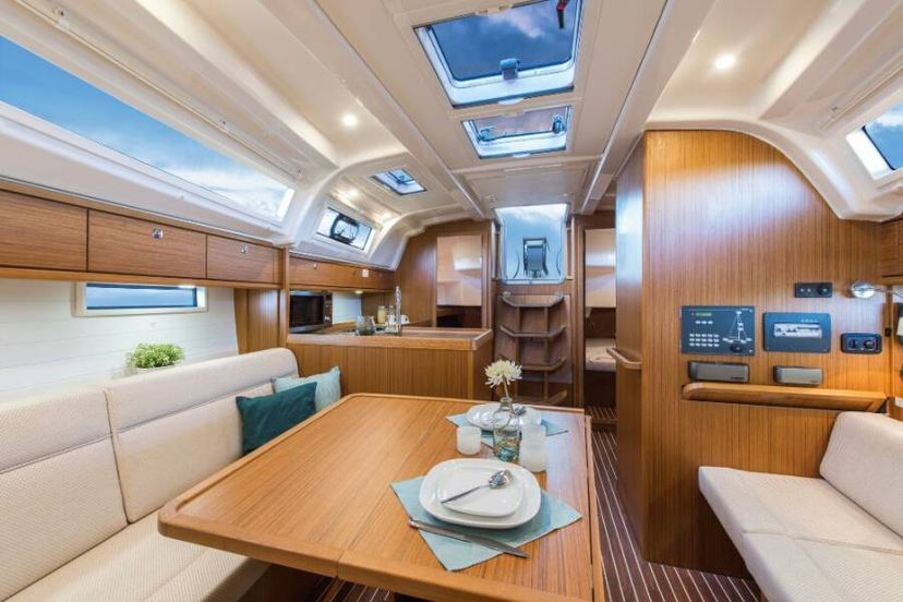 Bavaria Yachtbau 37 Fjaka