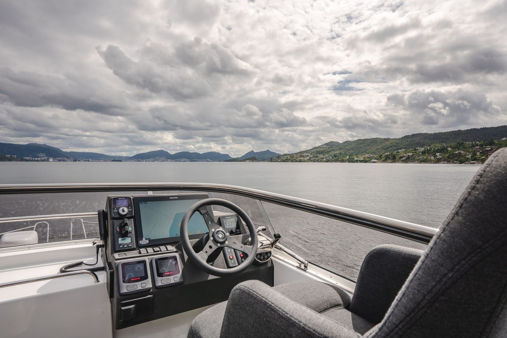 nausys-71750156-482152-n12.jpg